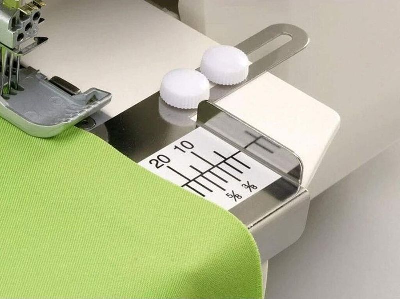 Baby Lock Stoffguide (Overlock/Coverstitch)