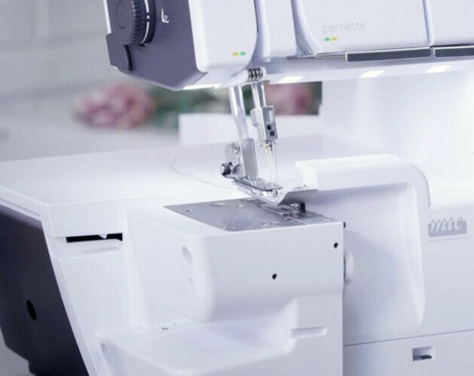Hovedbilde Bernina Bernette B64 Airlock