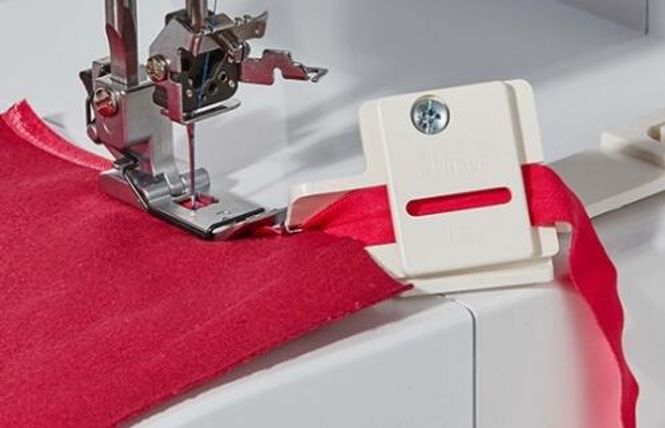 Hovedbilde Brother Skråbåndsett (Coverstitch)
